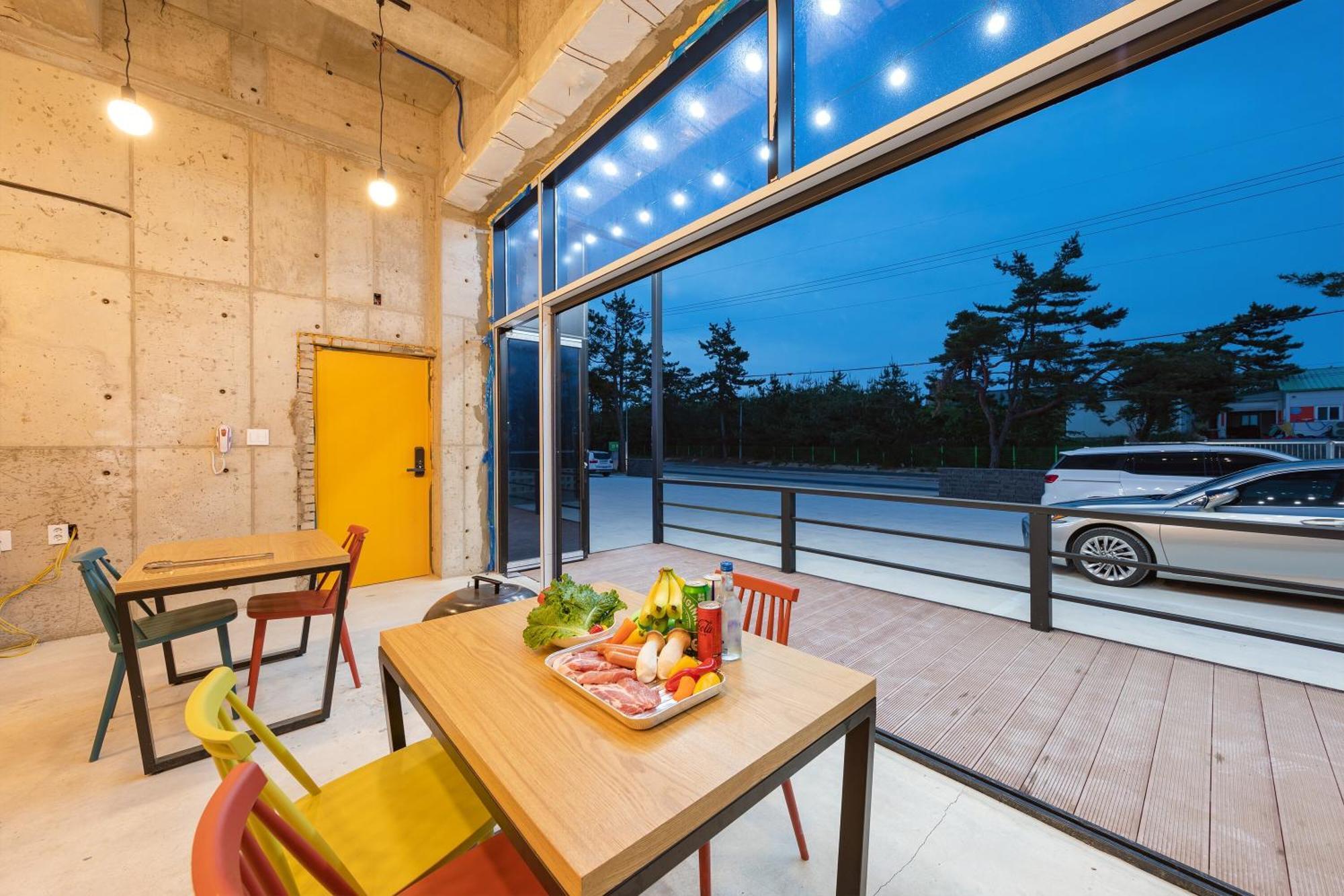 Gangneung Joeungot Poolvilla Exterior photo